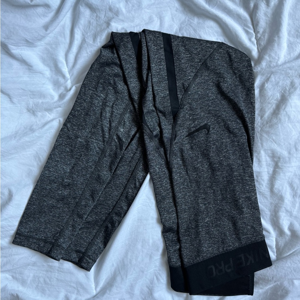 Nike Pro Gray Leggings